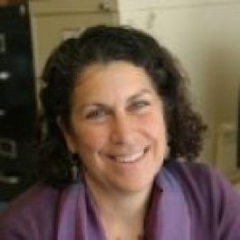 Joan KAUFMAN Lecturer on Global Health and Social Medicine ad Harvard, docente, consulente e ricercatrice su argomenti di politica sanitaria internazionale , con indirizzo sulla Cina, dove ha vissuto per più di 10 anni. 